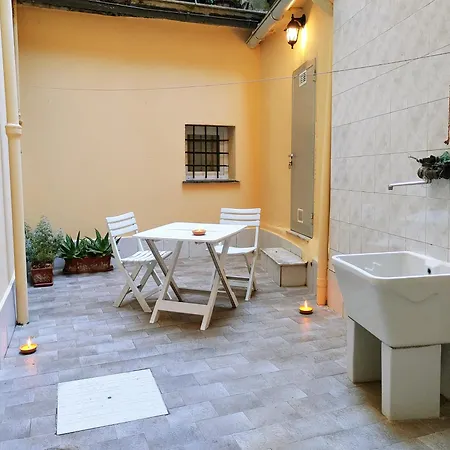 شقة L'antico Convento Nel Centro Storico Di جنوة